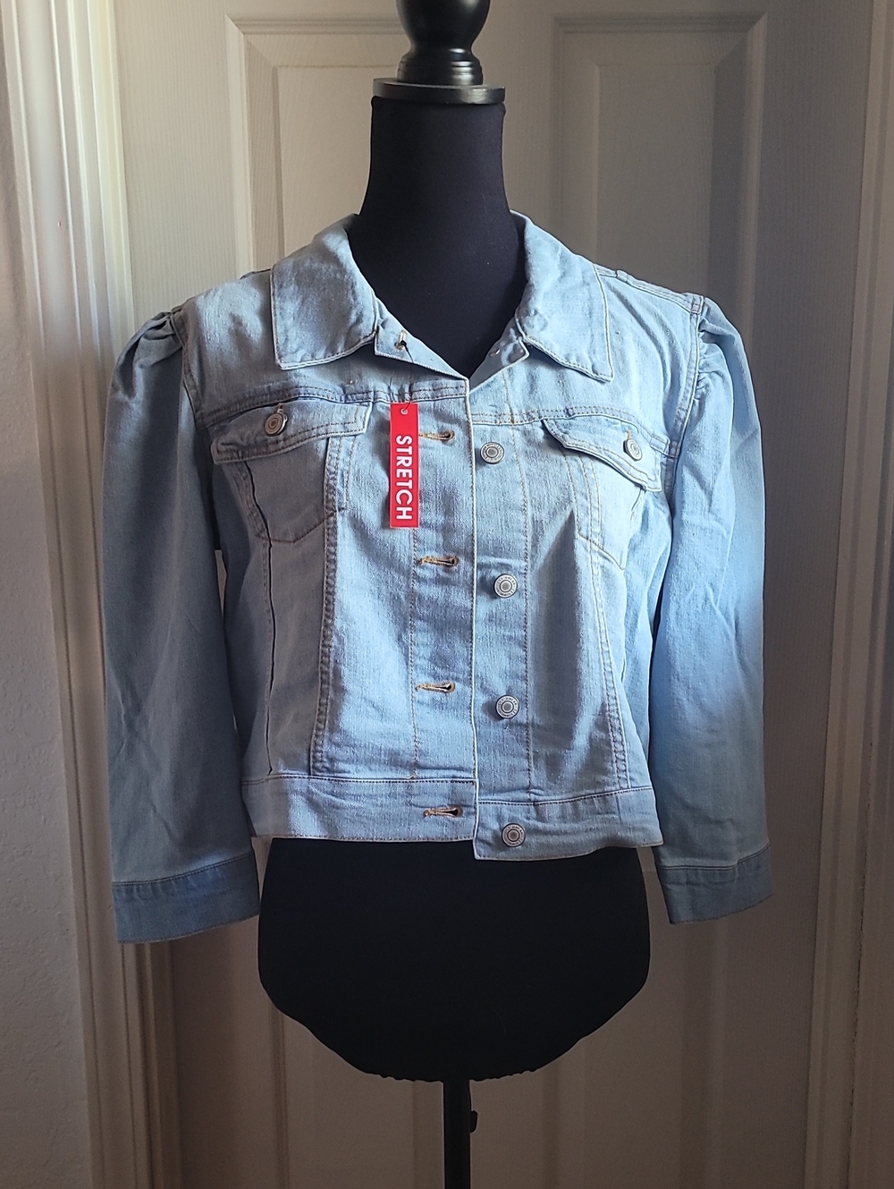 Light Blue Stretch Denim Jacket with Puff Shoulders SIZE M